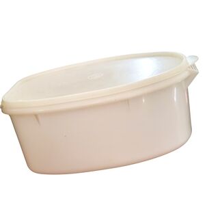 Tupperware Oval Roast Flavor Savor Container Vintage 80s USA White Holds 9 Lbs